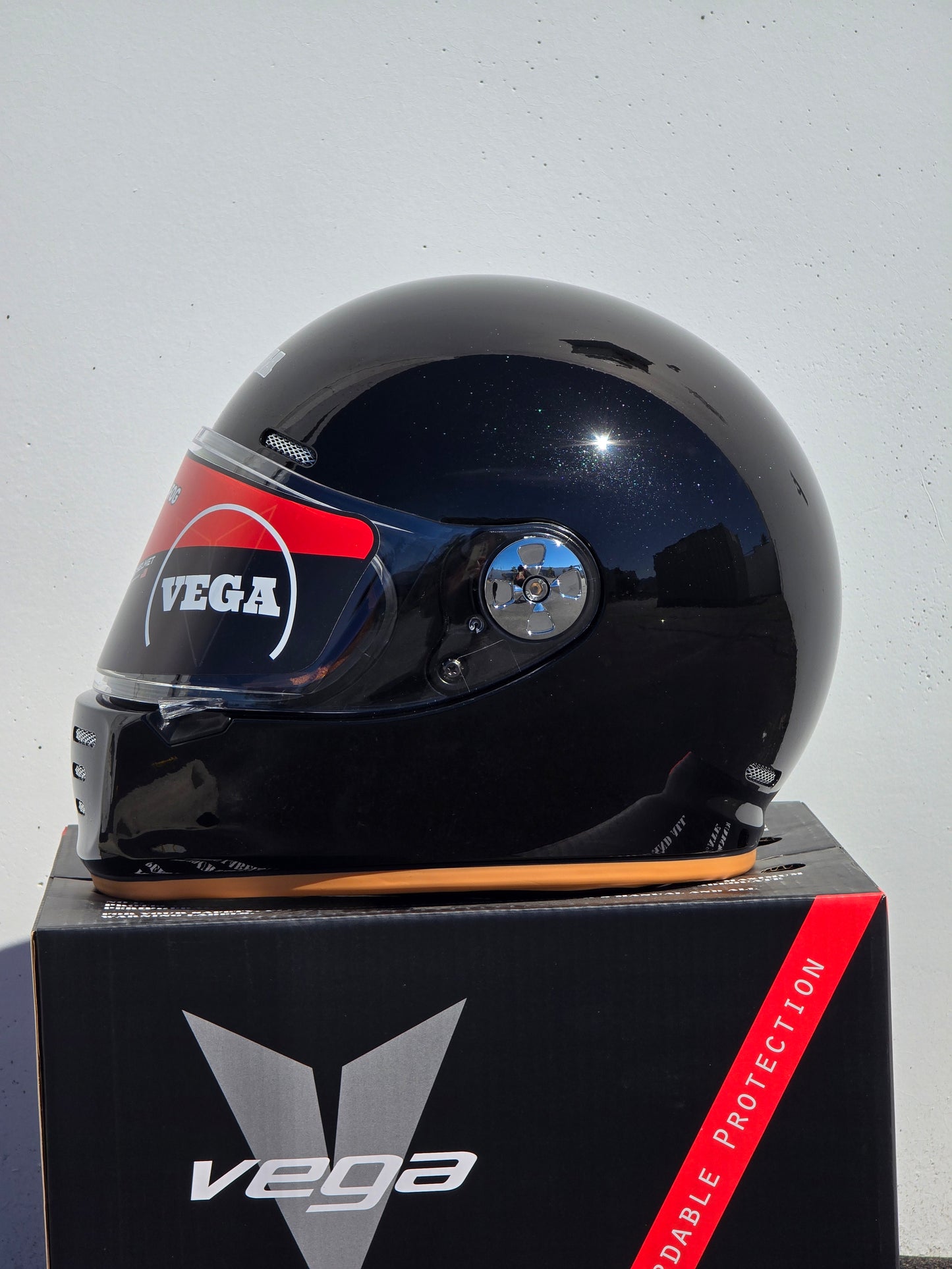 Vega Retro Full Face Helmet - Metallic Black